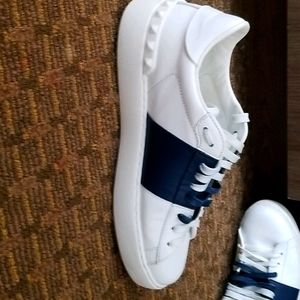 Valentino Sneakers